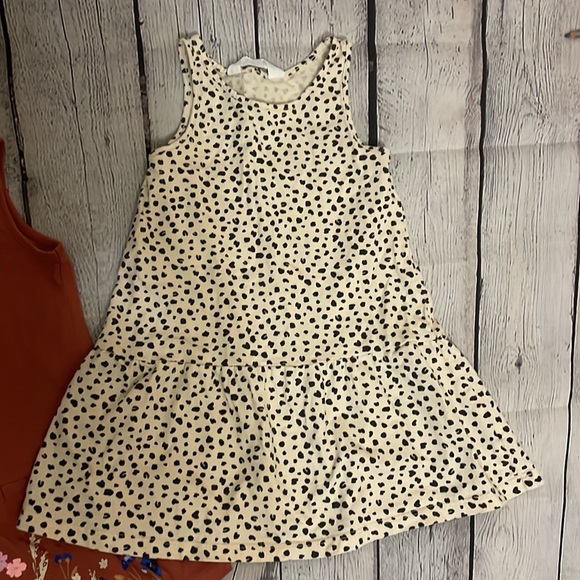 H&M set of 2 dresses size 2T - Picture 2 of 7
